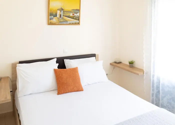 Divina Private Traditional House Semesterbostad *