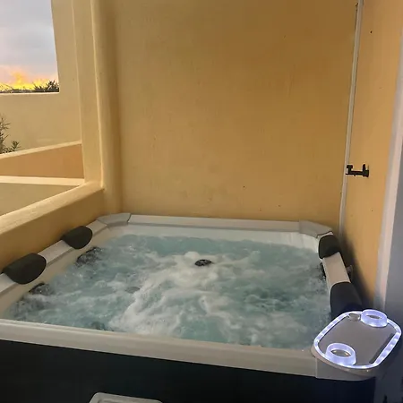 Divina Private Traditional House *