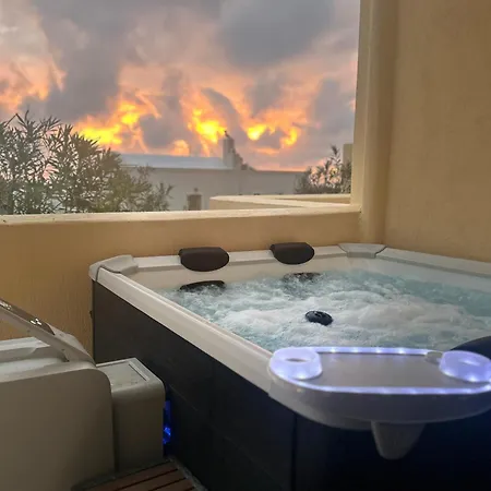 Holiday home Divina Private Traditional House *