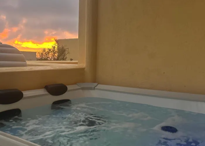 Divina Private Traditional House Tatil Evi